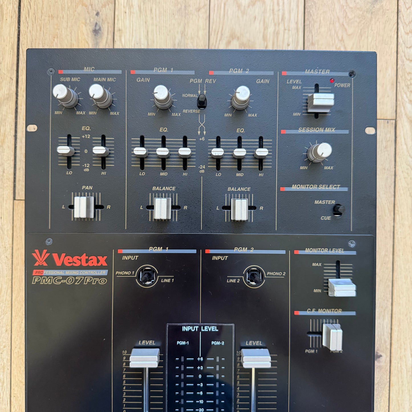 Vestax PMC-07 Pro Black Edition Mixer Remix Serviced Mixer inc AC-12 PSU