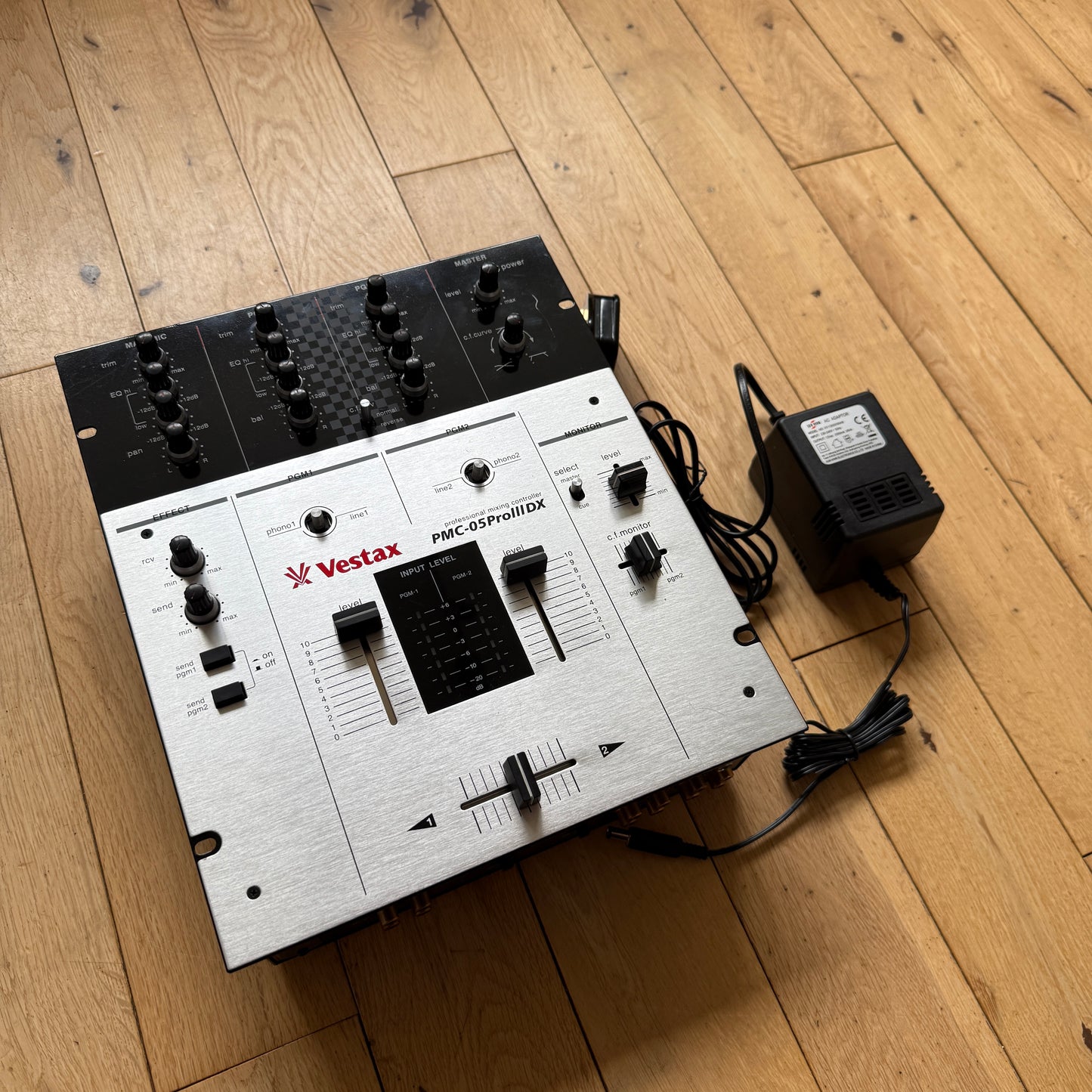 Vestax PMC-05 Pro III DX Scratch Mixer | Serviced PSU