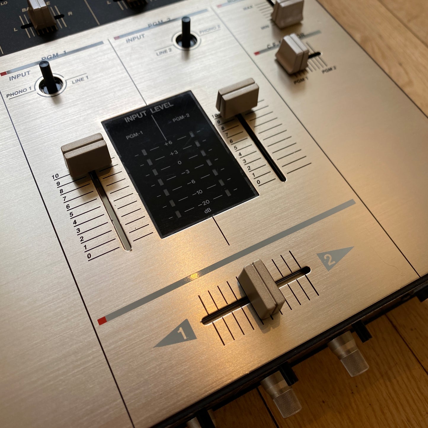 Vestax PMC-07 Pro MixerRemix Serviced Mixer DJ Prime Cuts / Excel