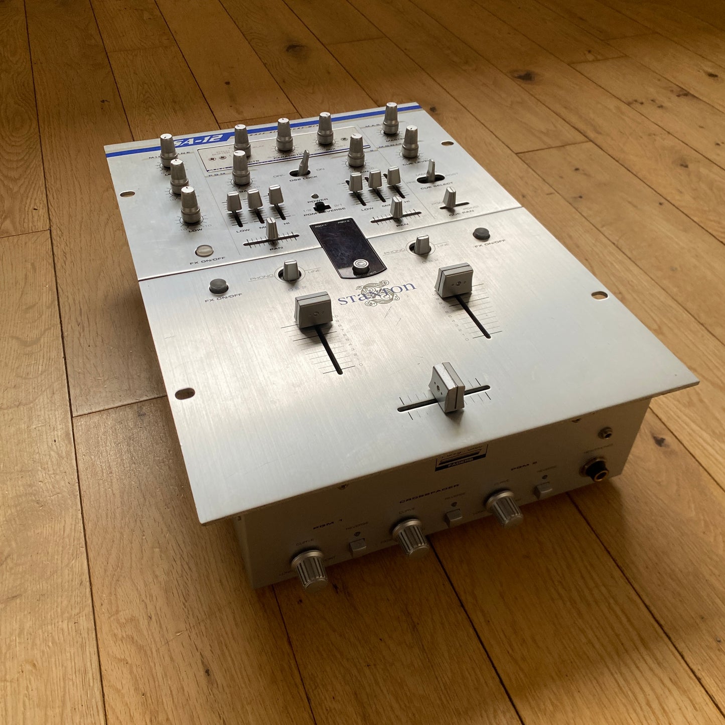 Stanton SA-12 DJ Craze Mixer | Serviced Scratch Mixer with FX