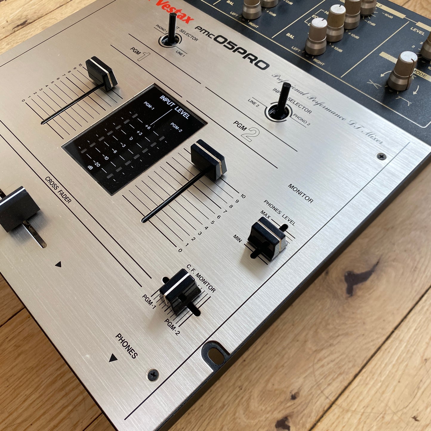 Vestax PMC-05 Pro I Scratch Mixer (Early)