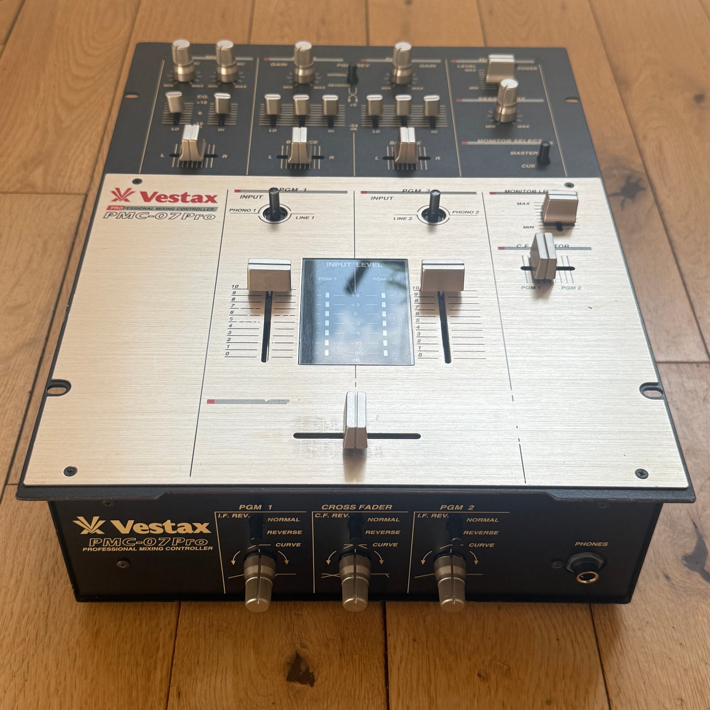 Vestax PMC-07 Pro Mixer Remix Serviced Mixer inc AC-12 PSU
