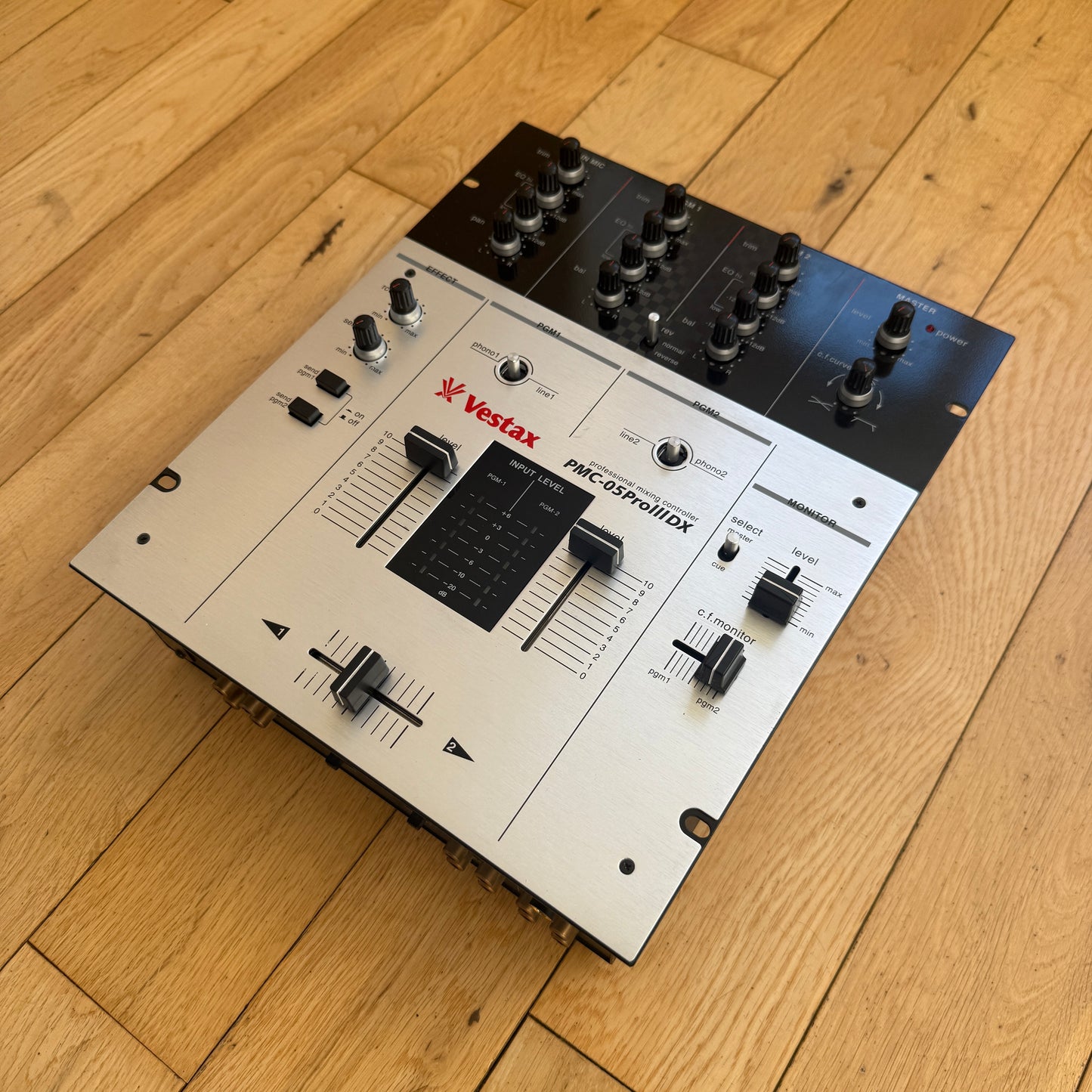 Vestax PMC-05 Pro III DX Scratch Mixer | Serviced PSU