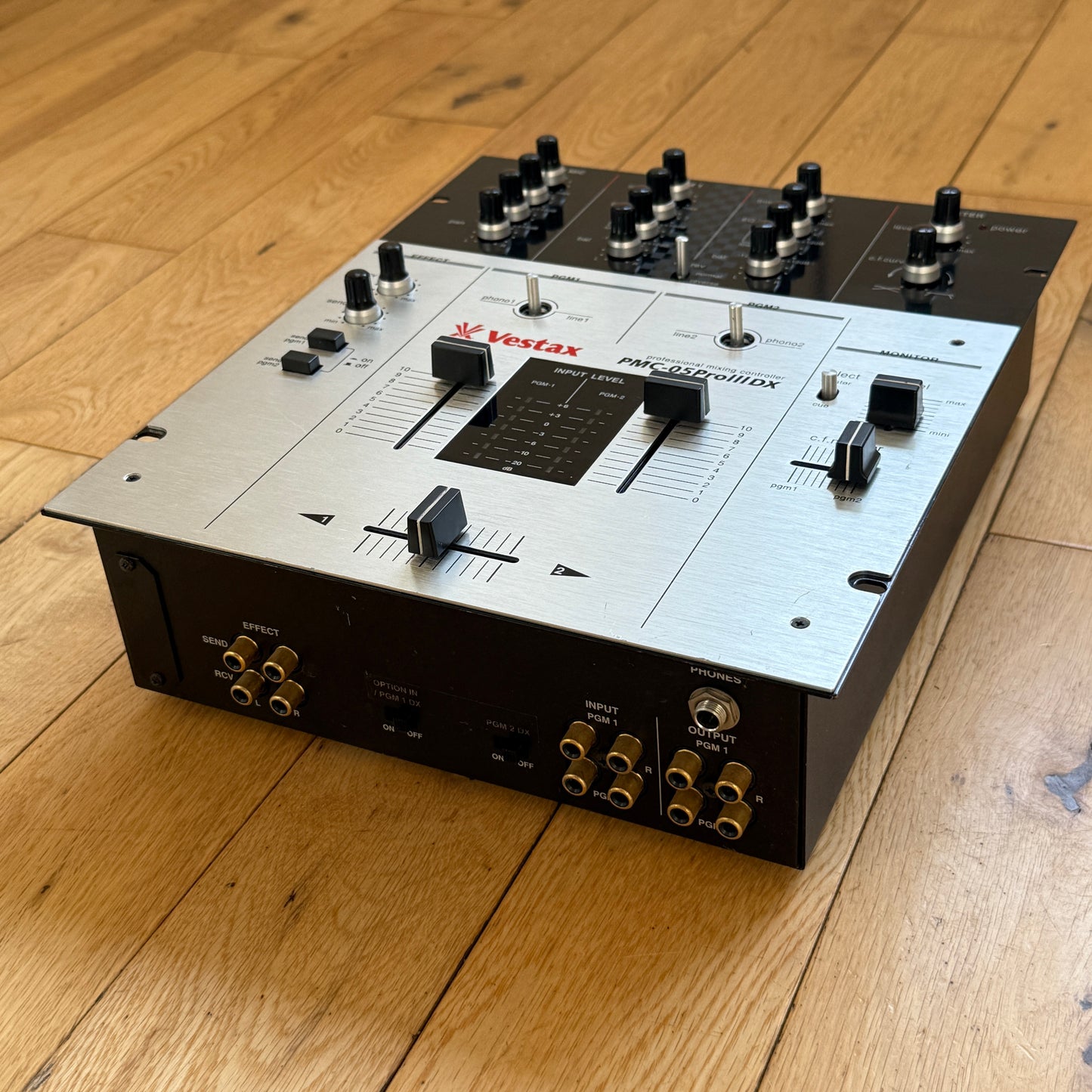 Vestax PMC-05 Pro III DX Scratch Mixer | Serviced PSU