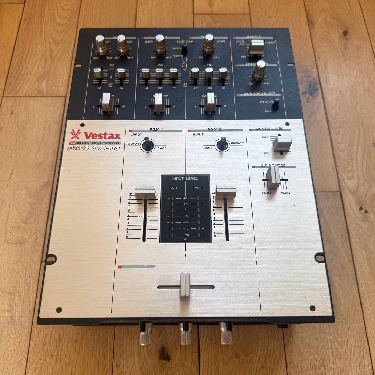 Vestax PMC-07 Pro Mixer Remix Serviced Mixer inc AC-12 PSU