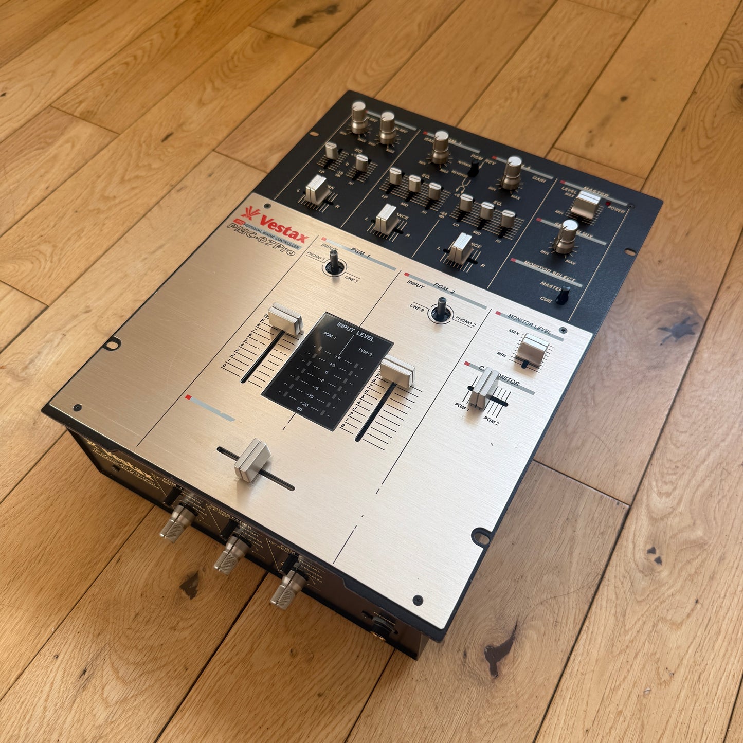 Vestax PMC-07 Pro Mixer Remix Serviced Mixer inc AC-12 PSU