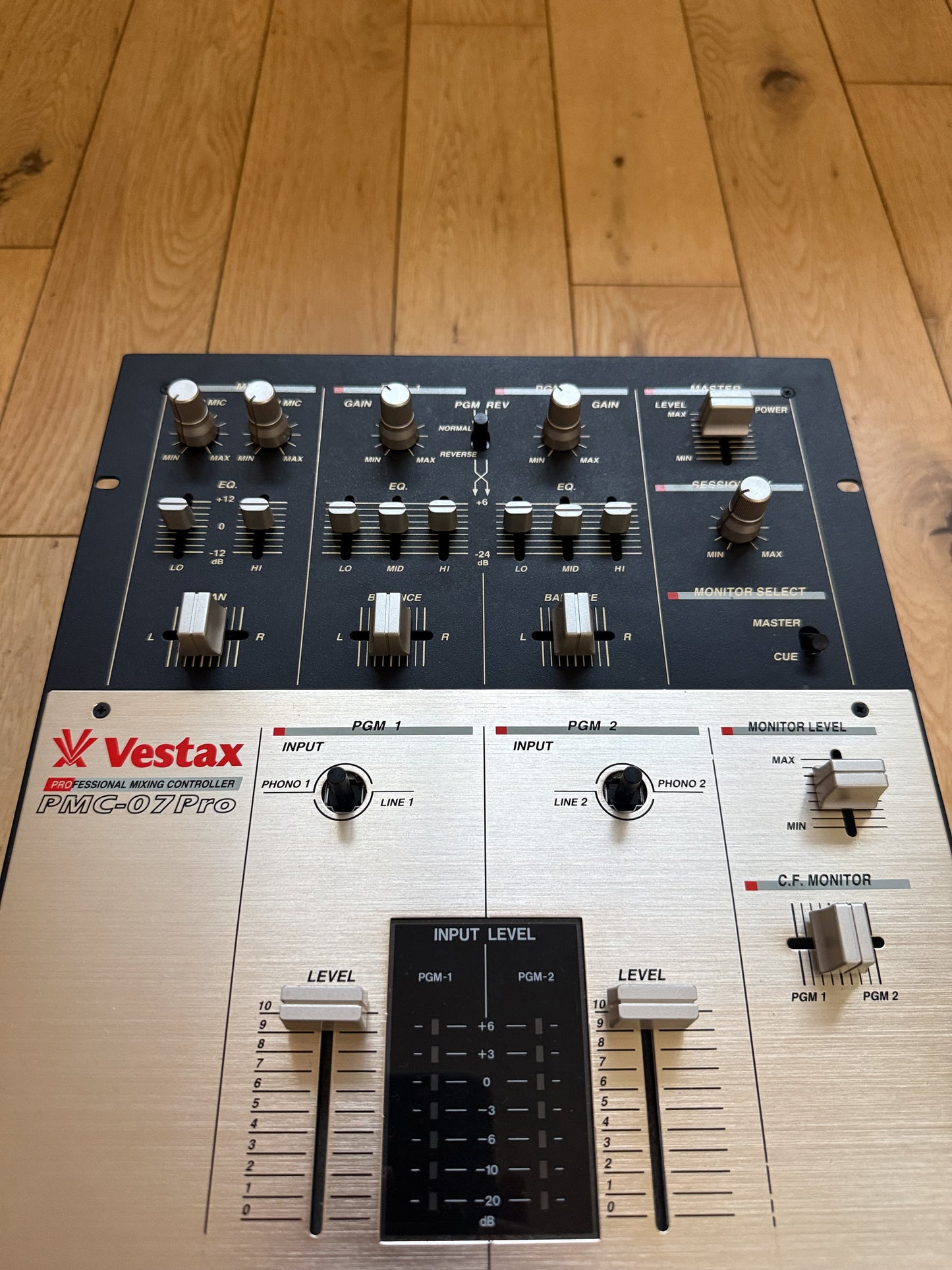 Vestax PMC-07 Pro Boxed & Serviced Mixer inc AC-12 PSU
