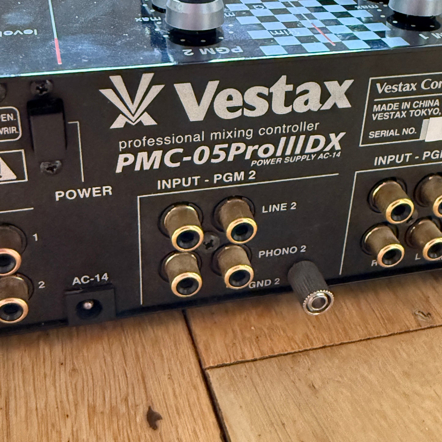 Vestax PMC-05 Pro III DX Clean Serviced Scratch DJ Mixer Inc AC-14 PSU