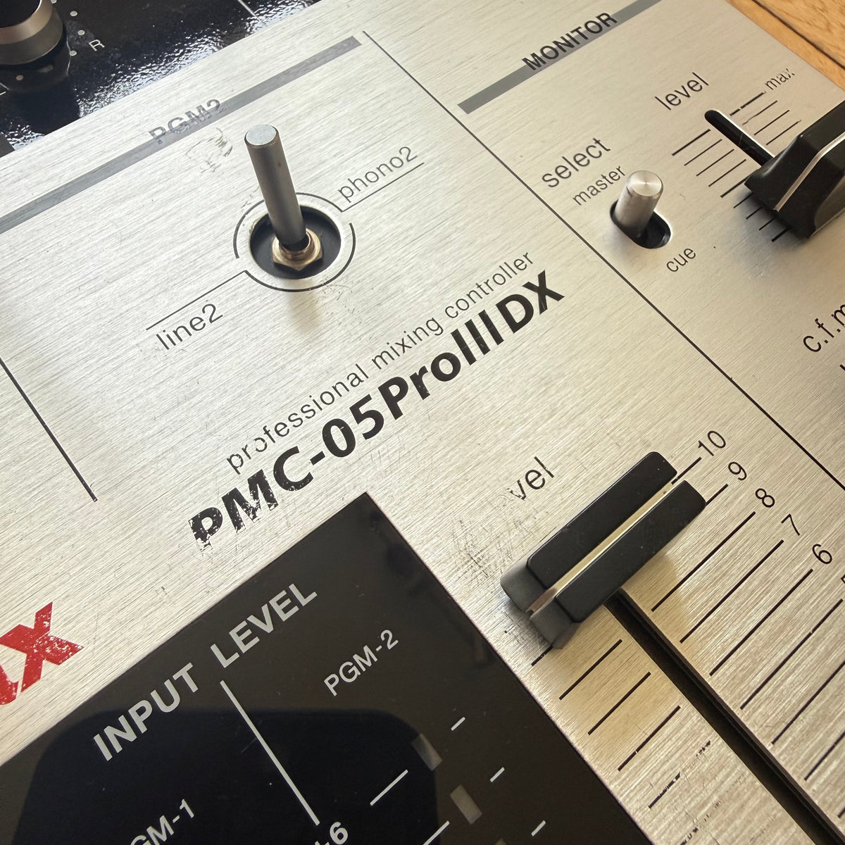 Vestax PMC-05 Pro III DX Serviced Scratch DJ Mixer Inc AC-14 PSU