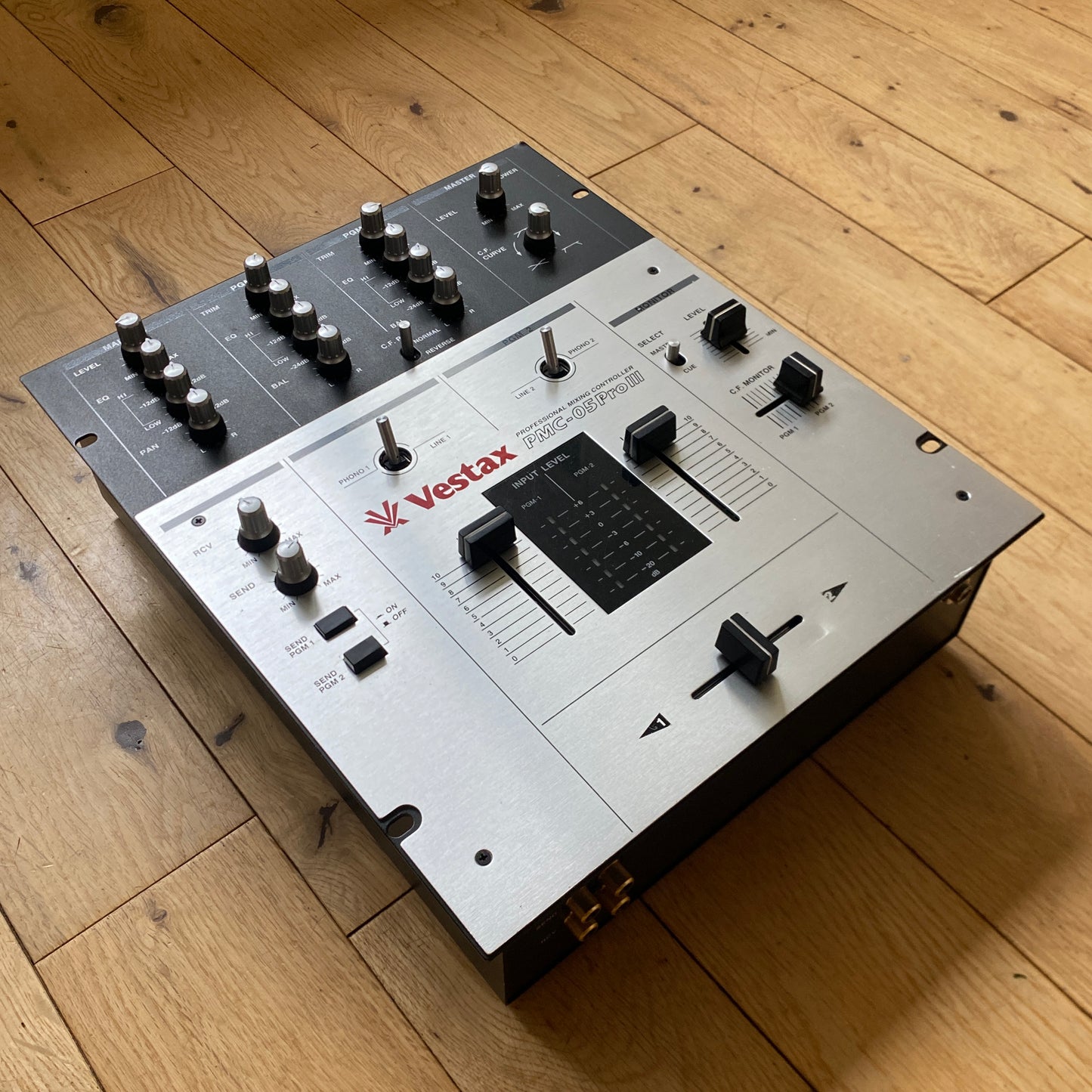 Vestax PMC-05 Pro III Scratch Mixer