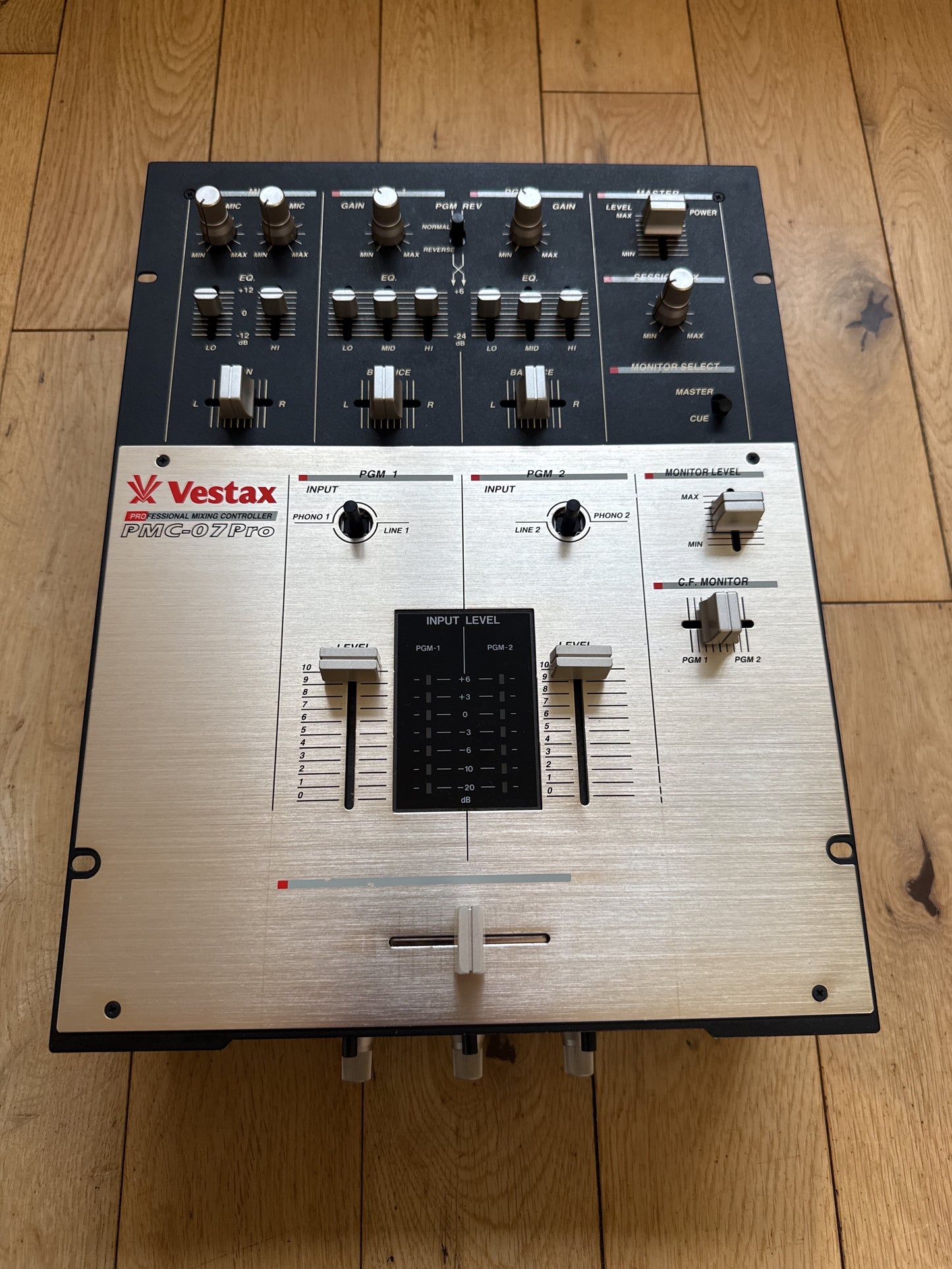 Vestax PMC-07 Pro Boxed & Serviced Mixer inc AC-12 PSU